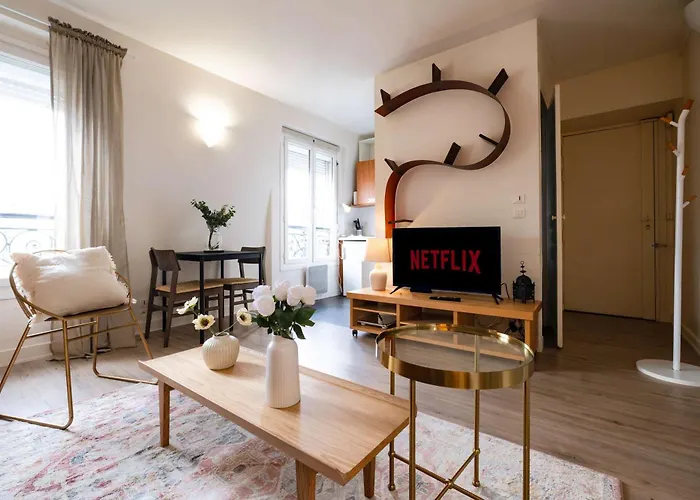 Cozy Near Latin Quarter *